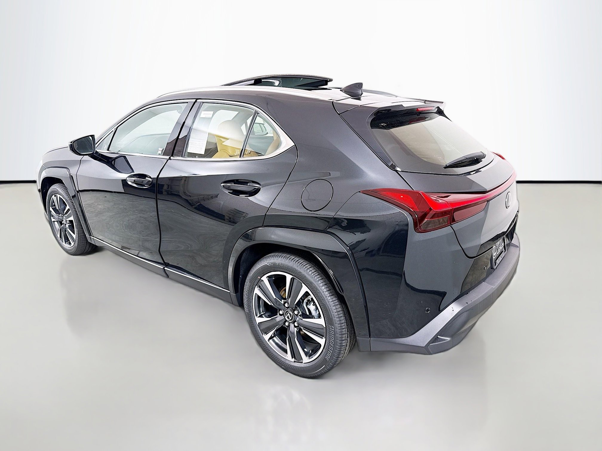 New 2026 Lexus UX 300h AWD w/ Accessory Package (2T) image 5