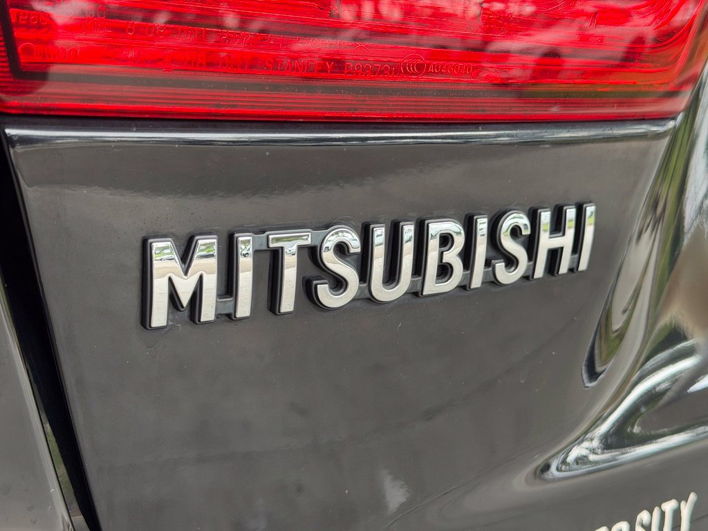 Used 2019 Mitsubishi Outlander Sport FWD image 14