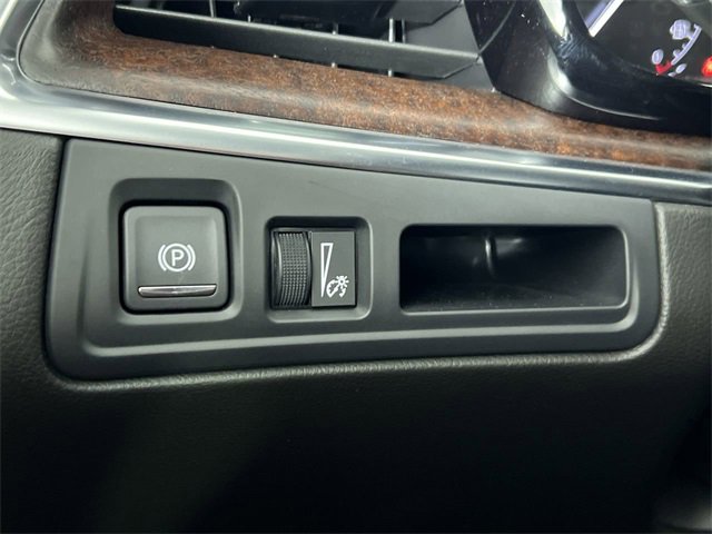 Used 2025 Cadillac XT5 Sportv image 18