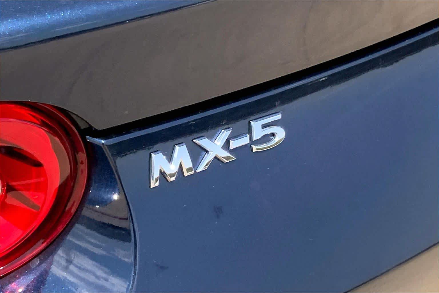 Certified 2025 MAZDA MX-5 Miata RF Grand Touring RWD image 27