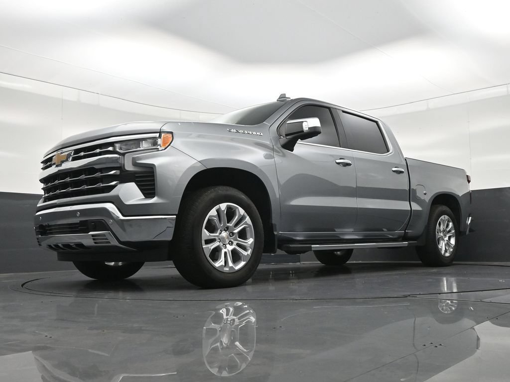 Used 2024 Chevrolet Silverado 1500 LTZ RWD image 24