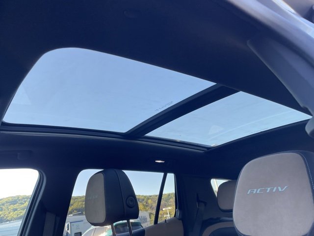 Certified 2025 Chevrolet Equinox ACTIV w/ Safety and Technology Package image 5