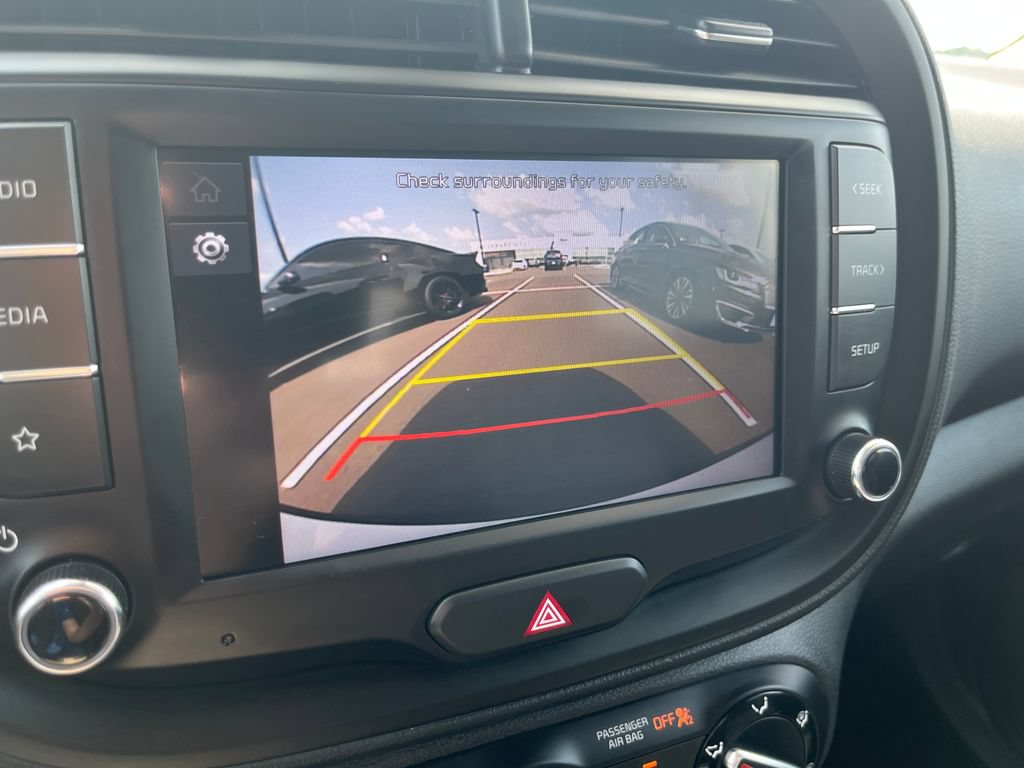 Used 2025 Kia Soul LX FWD image 18