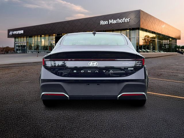 New 2026 Hyundai Sonata Blue FWD image 6
