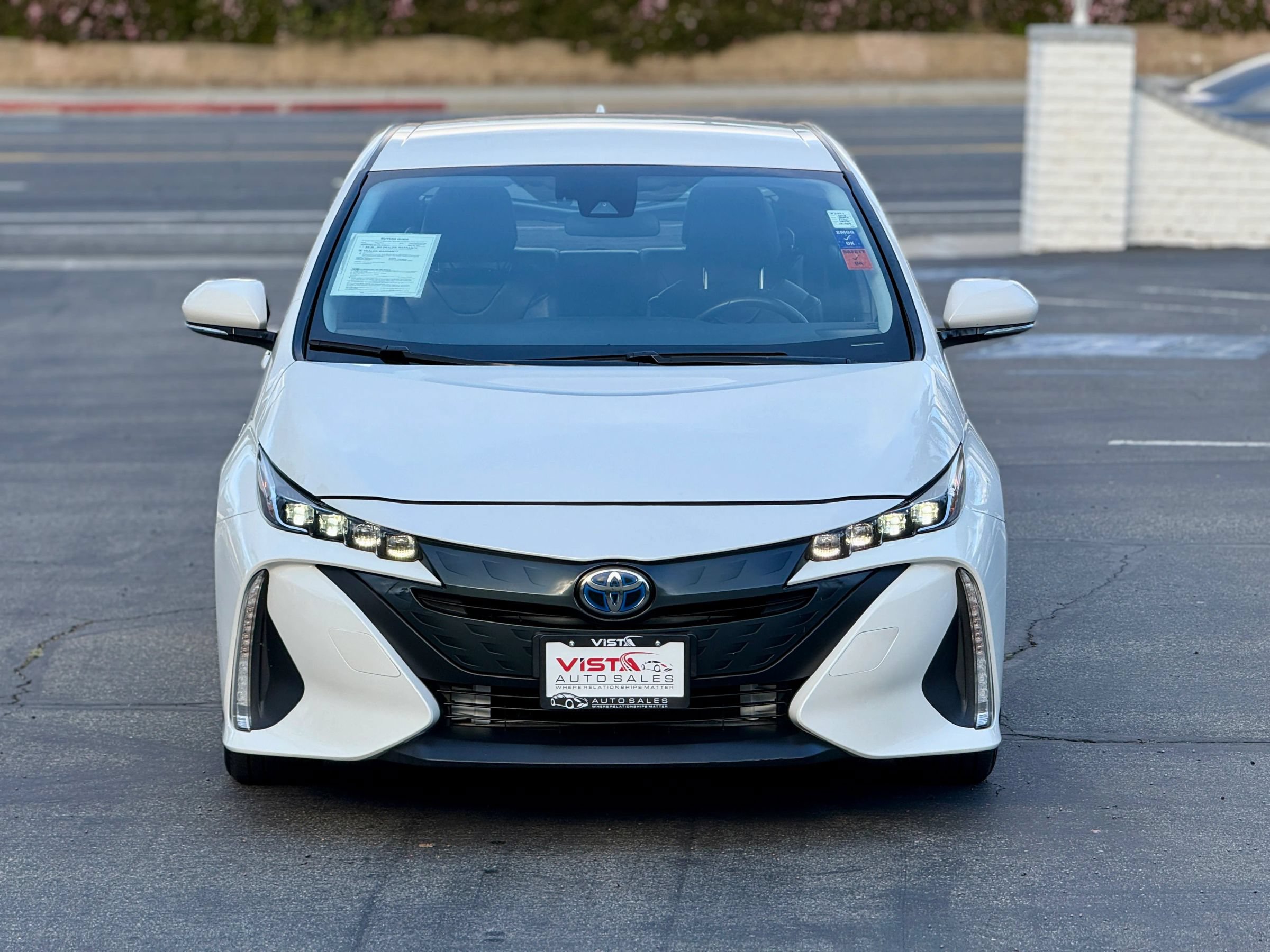 Used 2018 Toyota Prius Prime Premium w/ Carpet Mat Package FWD image 7