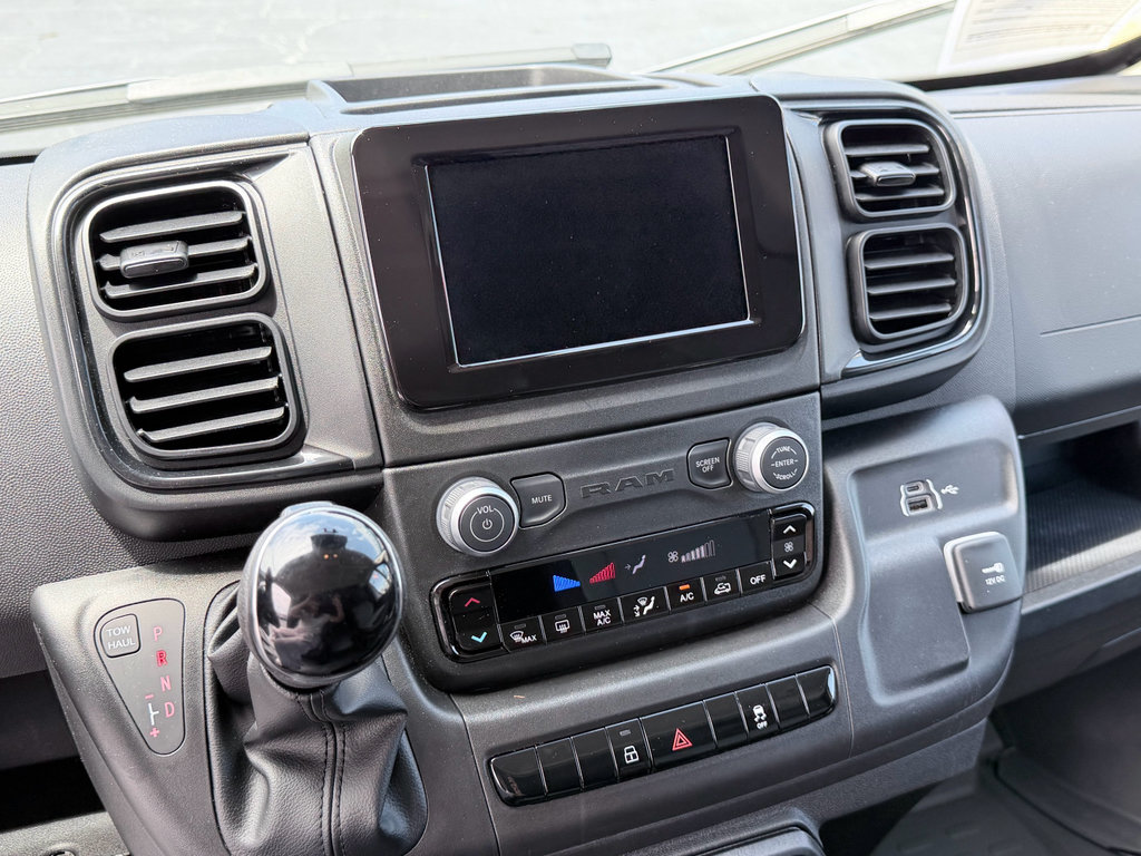 Used 2026 RAM ProMaster 2500 w/ Convenience Group FWD image 24
