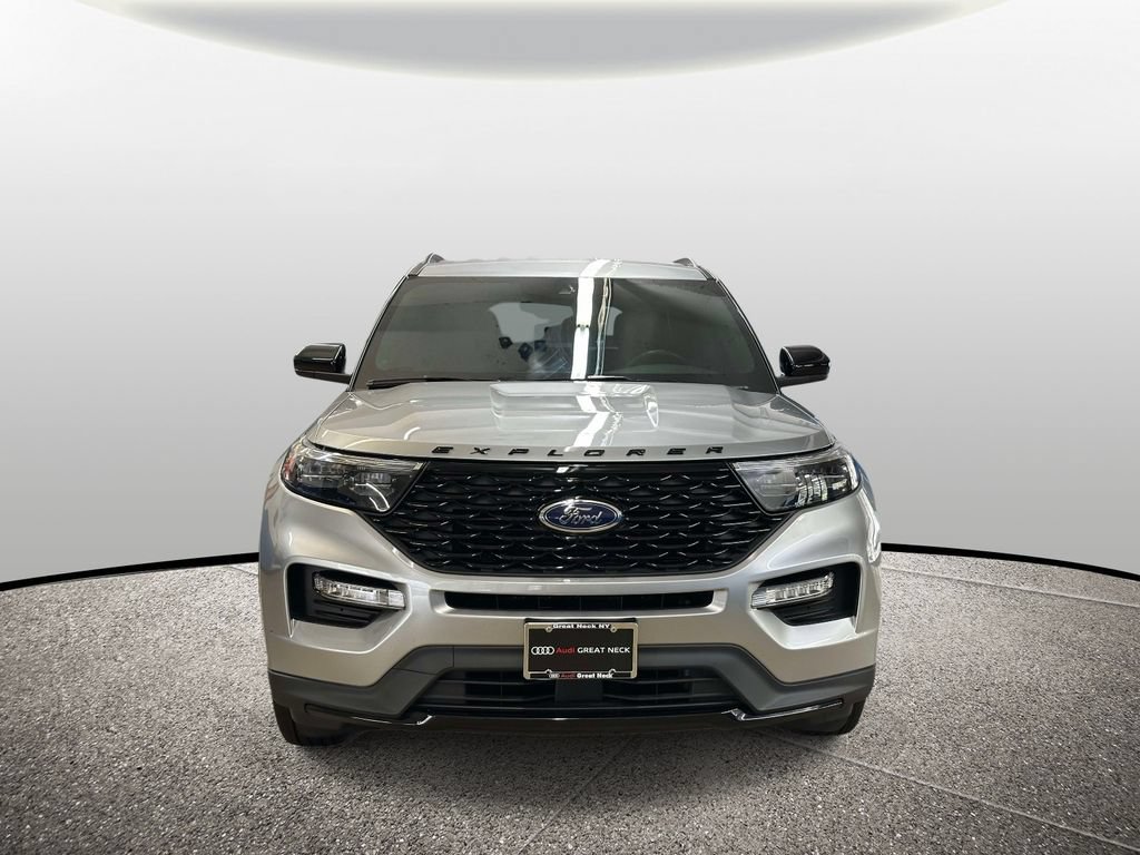 Used 2024 Ford Explorer ST-Line w/ Class IV Trailer Tow Package AWD/4WD image 23