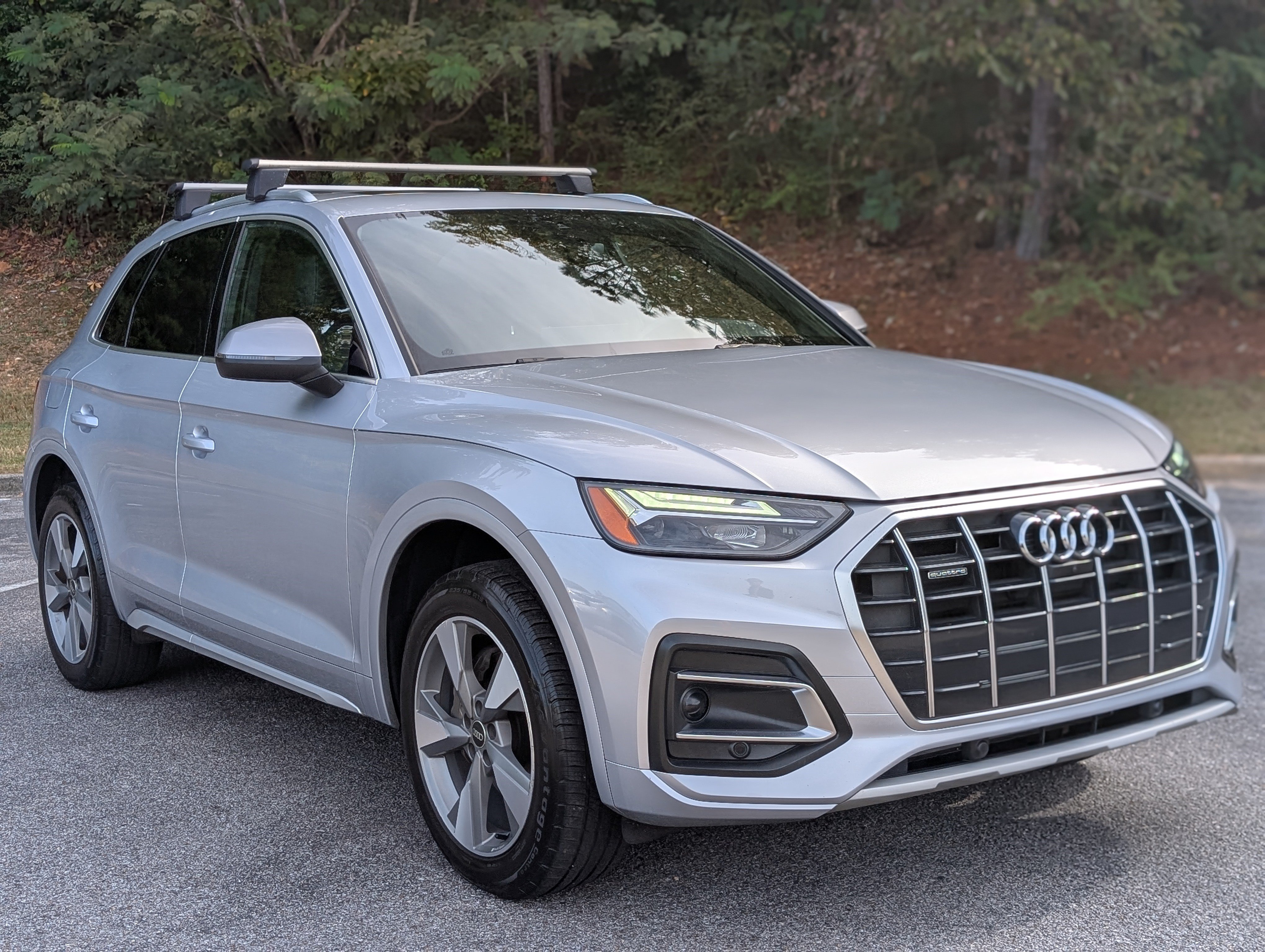 Used 2022 Audi Q5 2.0T Premium Plus w/ Premium Plus Package AWD/4WD image 11