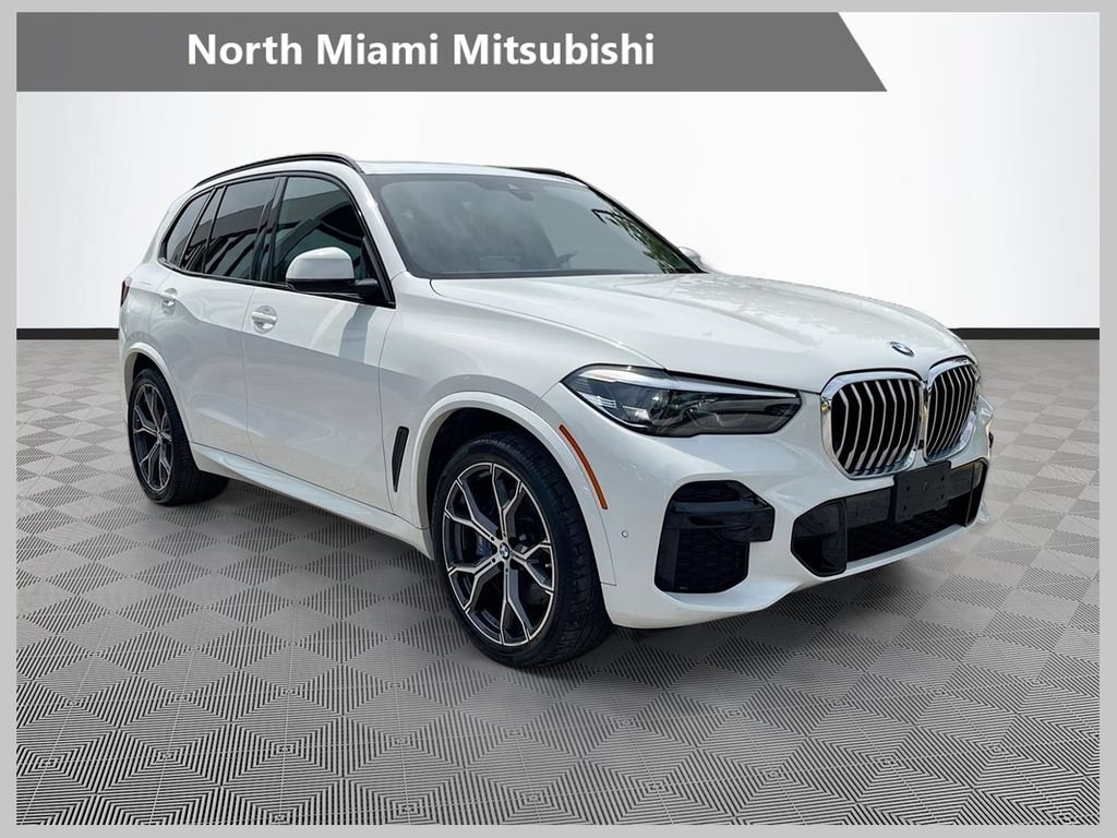 Used 2022 BMW X5 xDrive40i AWD/4WD image 1