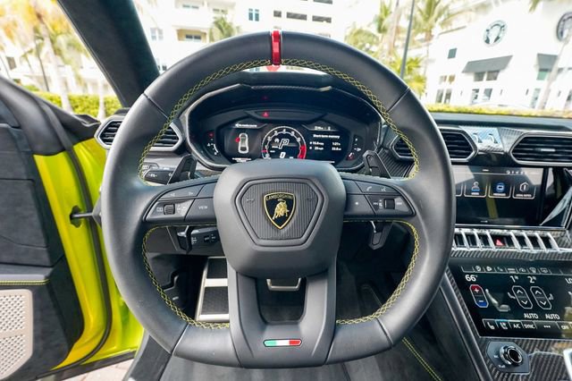 Used 2023 Lamborghini Urus Performante image 65