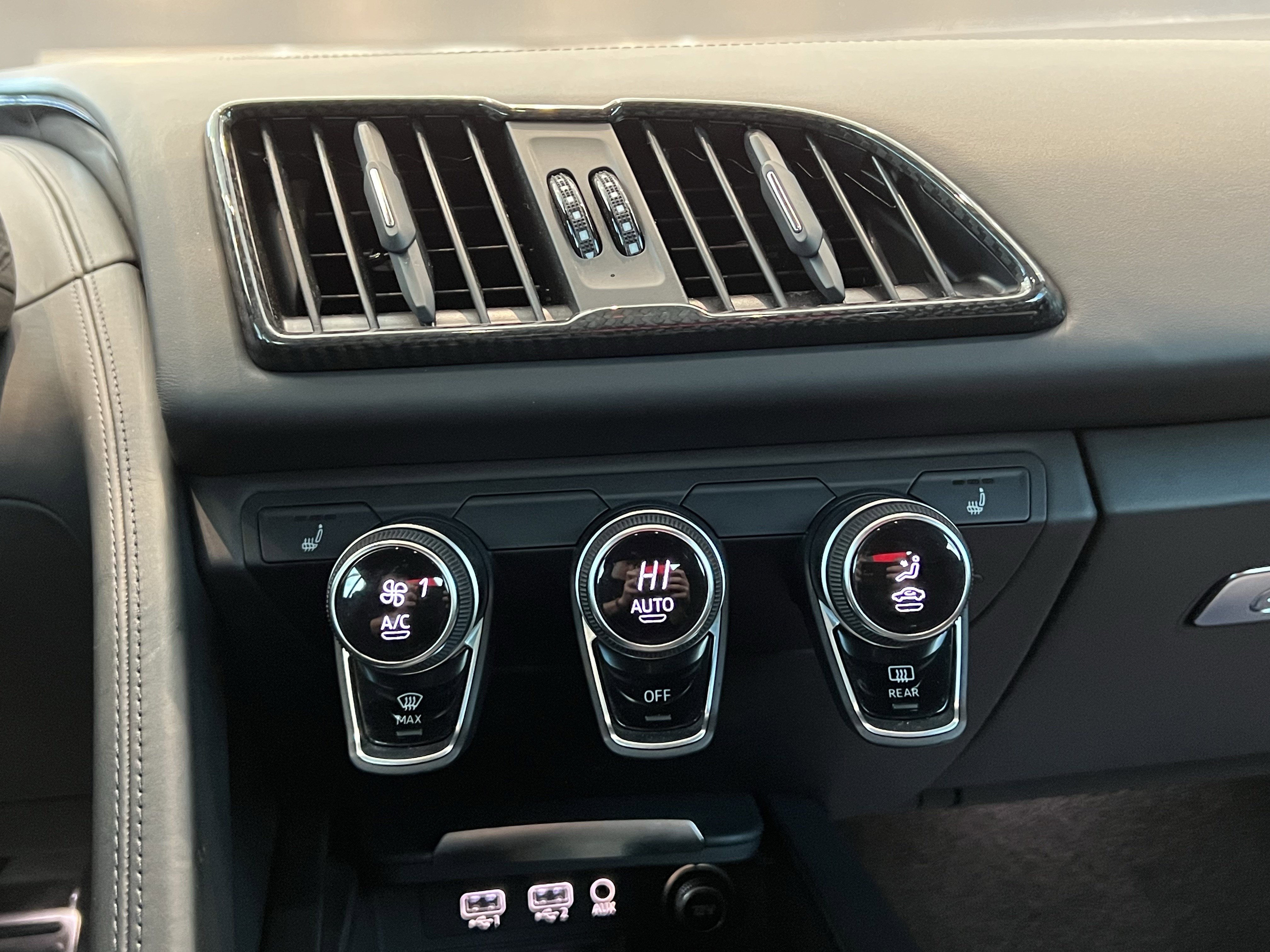 Used 2023 Audi R8 V10 performance w/ R8 Performance Design Package image 25