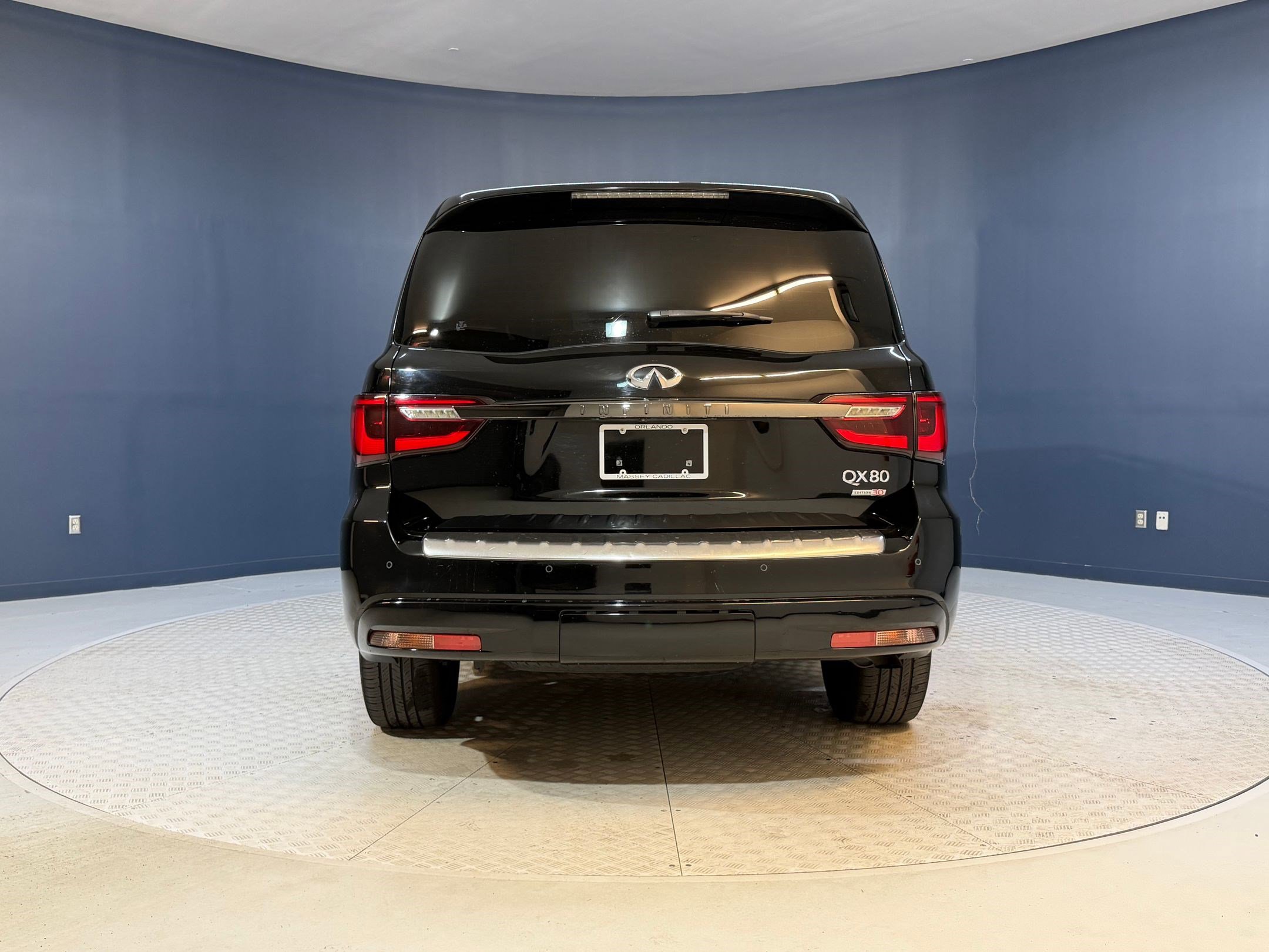 Used 2020 INFINITI QX80 Luxe w/ Edition 30 Package RWD image 10