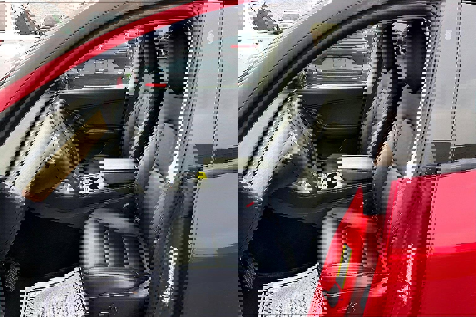 Used 2022 Tesla Model Y Long Range image 21