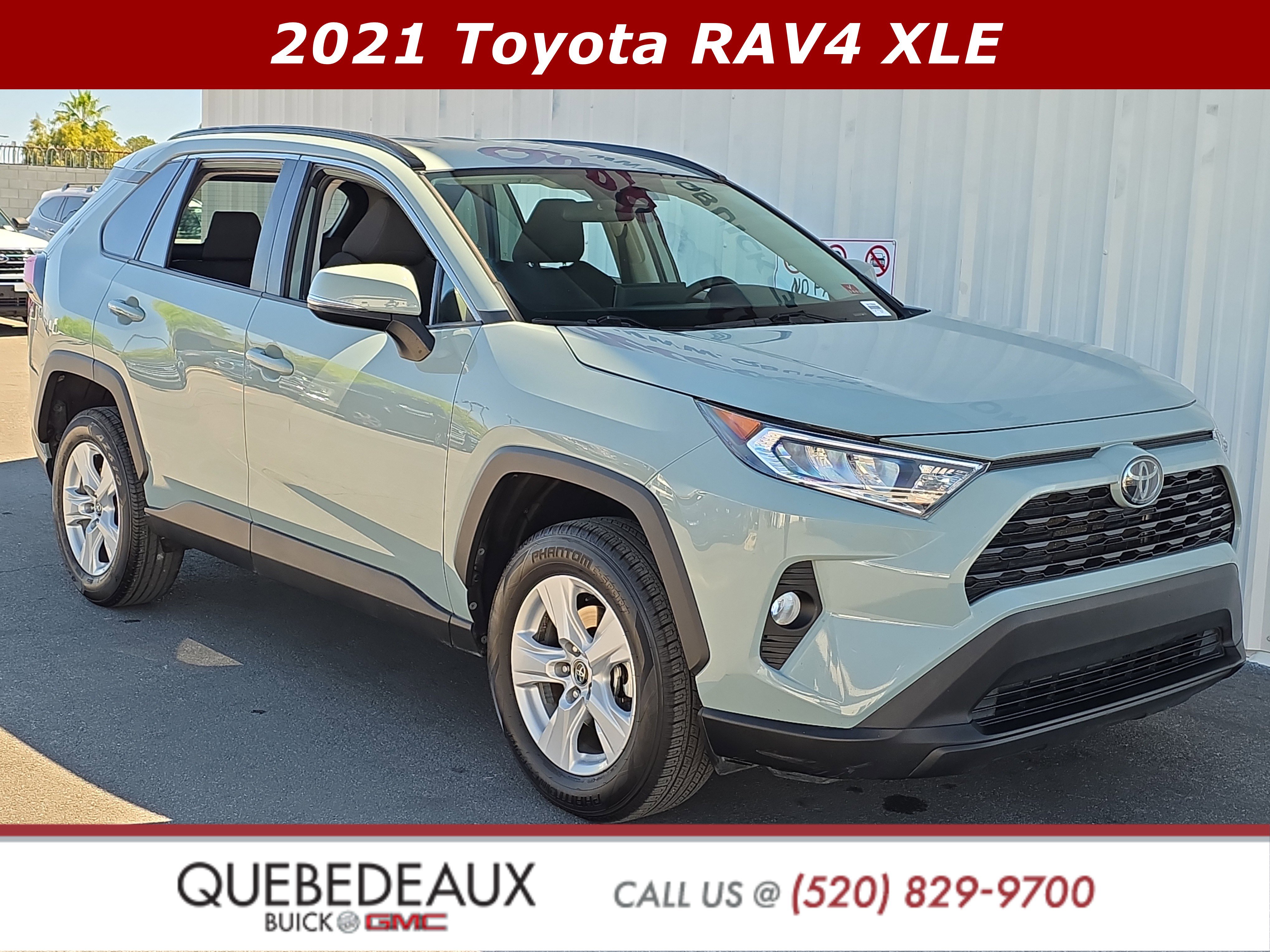 Used 2021 Toyota RAV4 XLE image 1