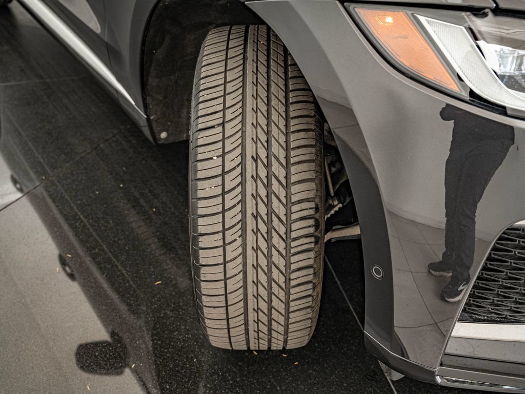 Certified 2025 Jaguar F-PACE R-Dynamic S AWD/4WD image 41