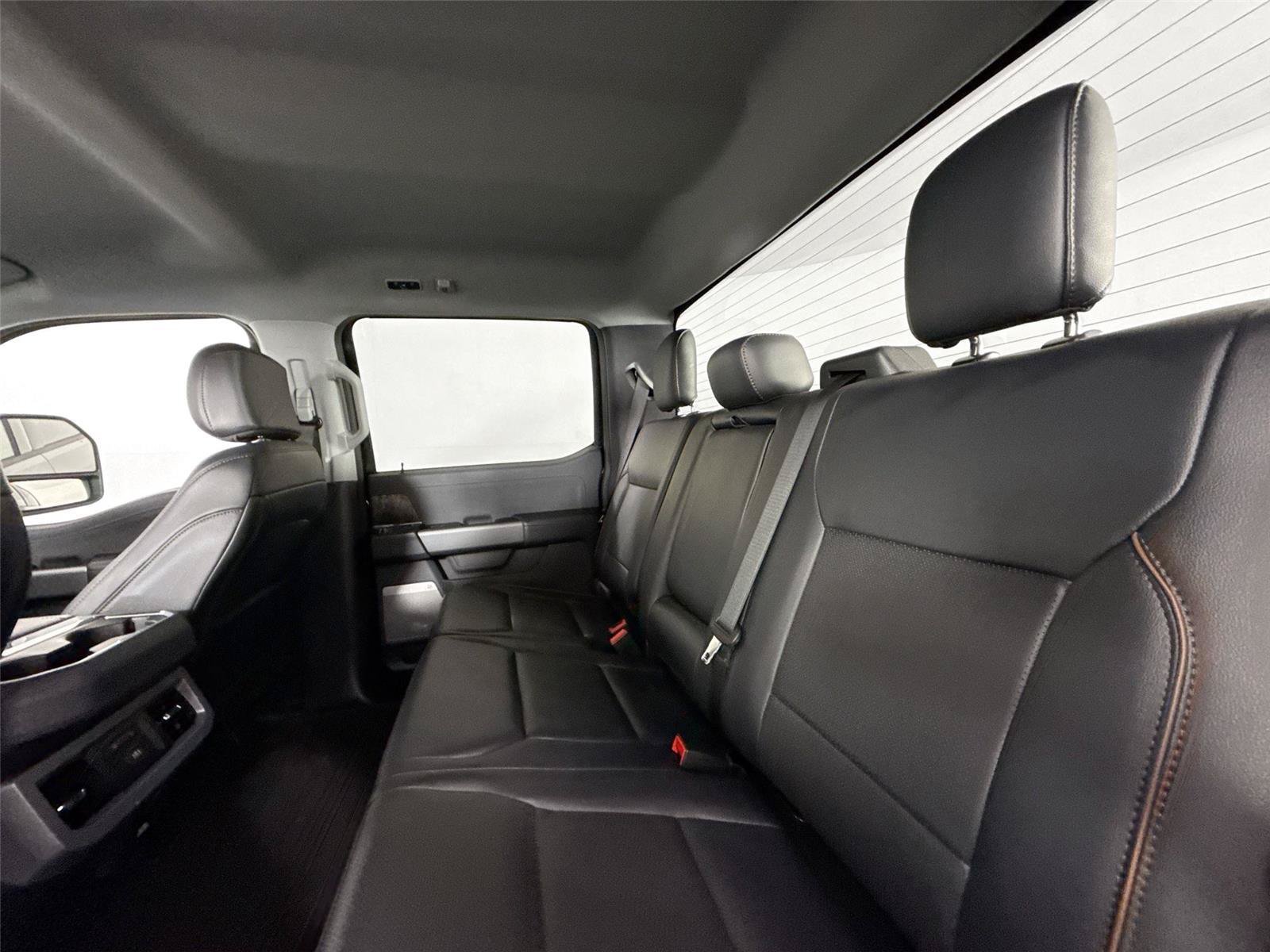 Used 2026 Ford F250 Lariat AWD/4WD image 30