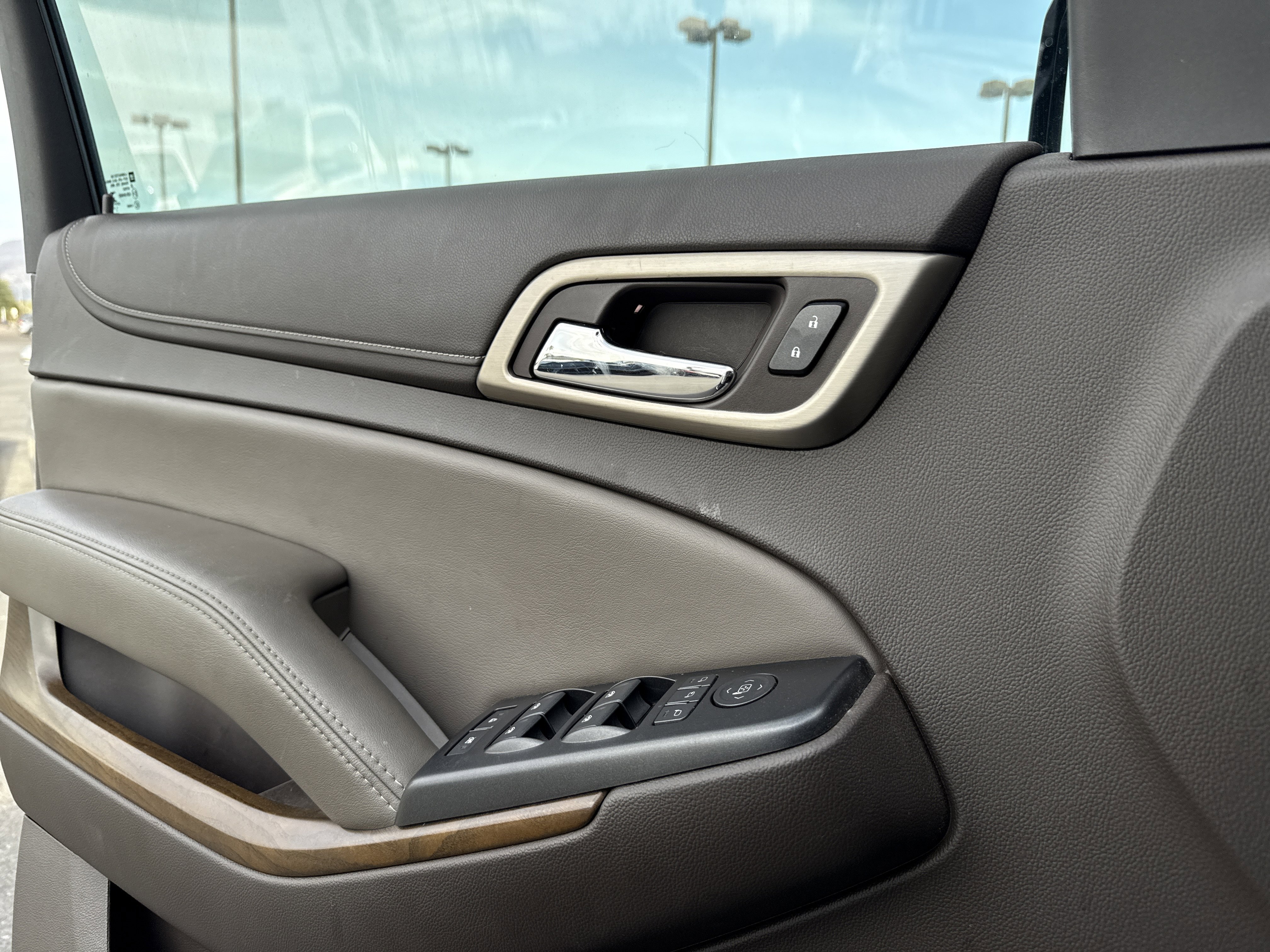 Used 2020 GMC Yukon Denali w/ Denali Ultimate Package image 9