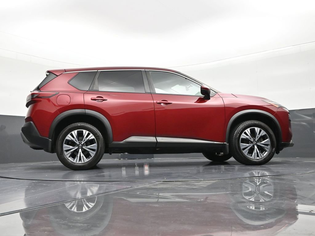 Used 2022 Nissan Rogue SV FWD image 23