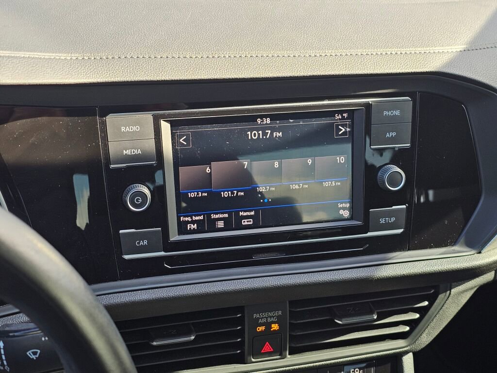 Used 2019 Volkswagen Jetta SE image 32