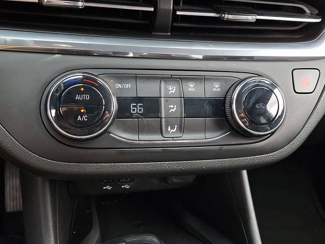 Certified 2024 Buick Envista Preferred w/ Convenience II Package FWD image 16
