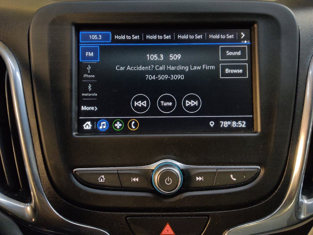 Used 2019 Chevrolet Equinox LS AWD/4WD image 25