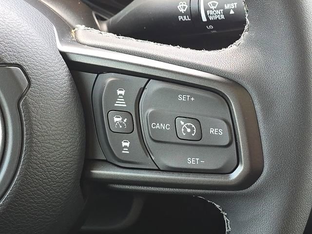 Used 2025 Jeep Gladiator Sport image 36