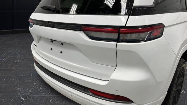 New 2026 Jeep Grand Cherokee Limited AWD/4WD image 33