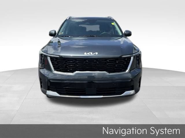 Certified 2024 Kia Sorento S w/ Panoramic Sunroof Package FWD image 3