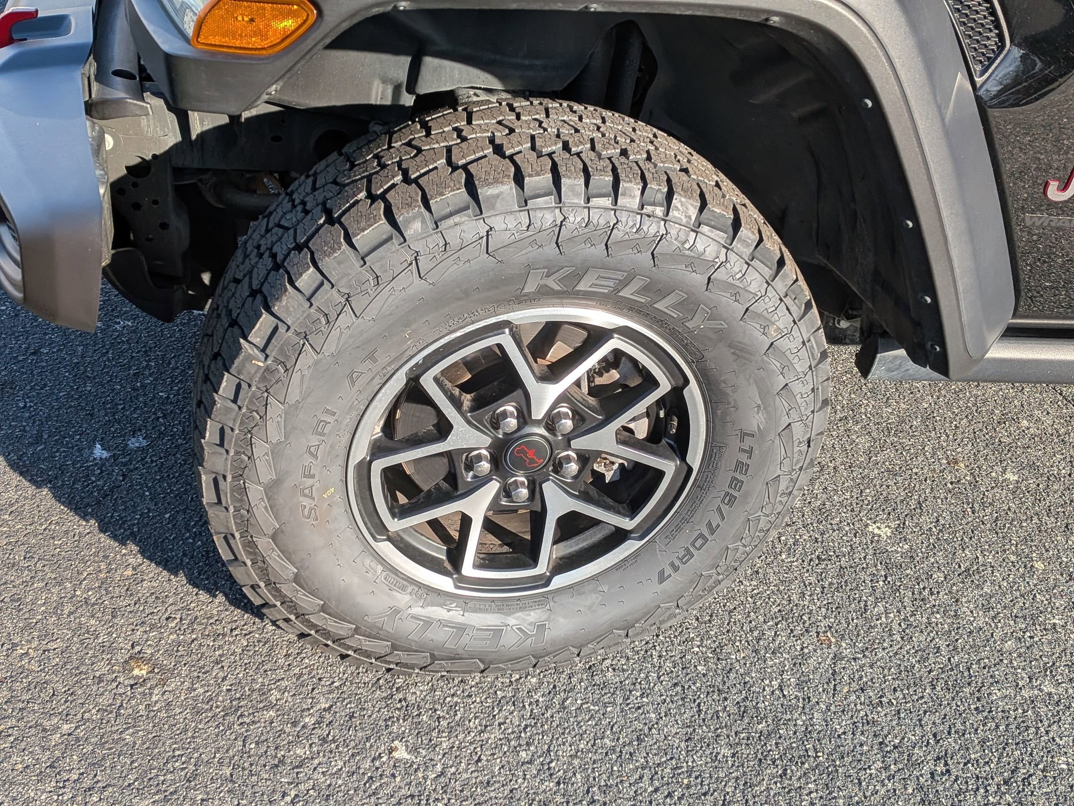 Used 2024 Jeep Wrangler Unlimited Rubicon image 12