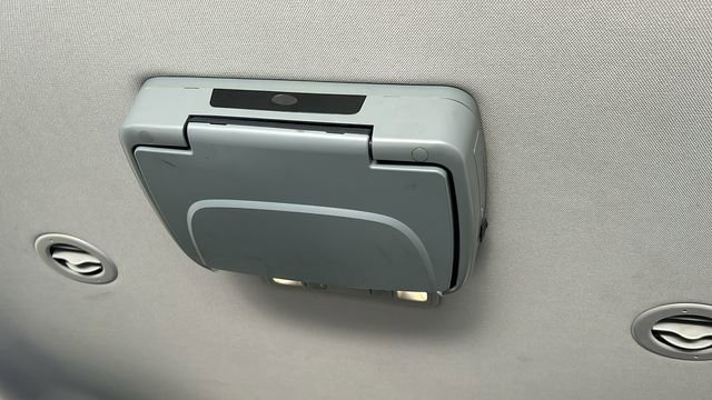 Used 2017 Chevrolet Suburban LT image 26