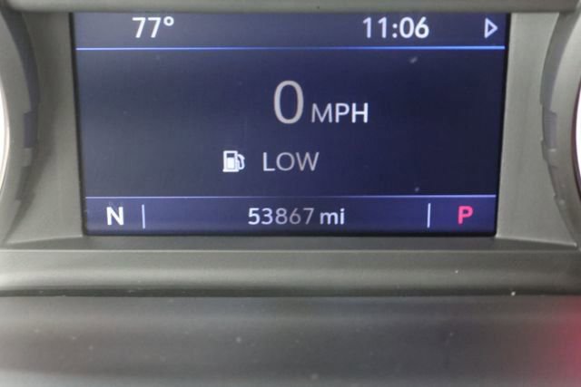 Used 2021 Chevrolet Suburban RST w/ Luxury Package image 16