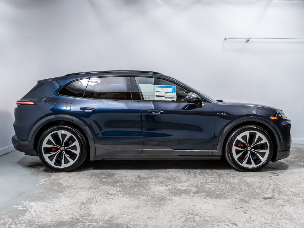 New 2026 Porsche Cayenne S AWD/4WD image 11