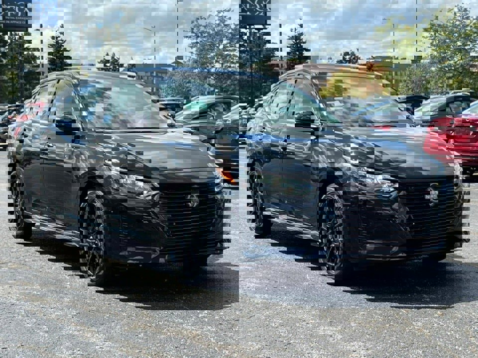 New 2025 Nissan Sentra SR w/ Midnight Edition image 36