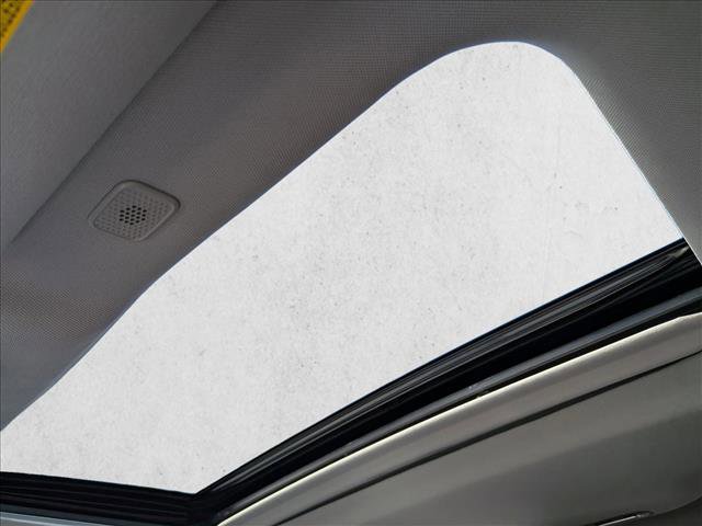 Used 2023 Toyota Highlander XLE image 15