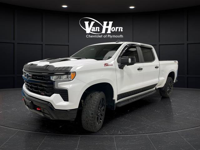 Used 2022 Chevrolet Silverado 1500 LT Trail Boss w/ LT Trail Boss Premium Package AWD/4WD image 3