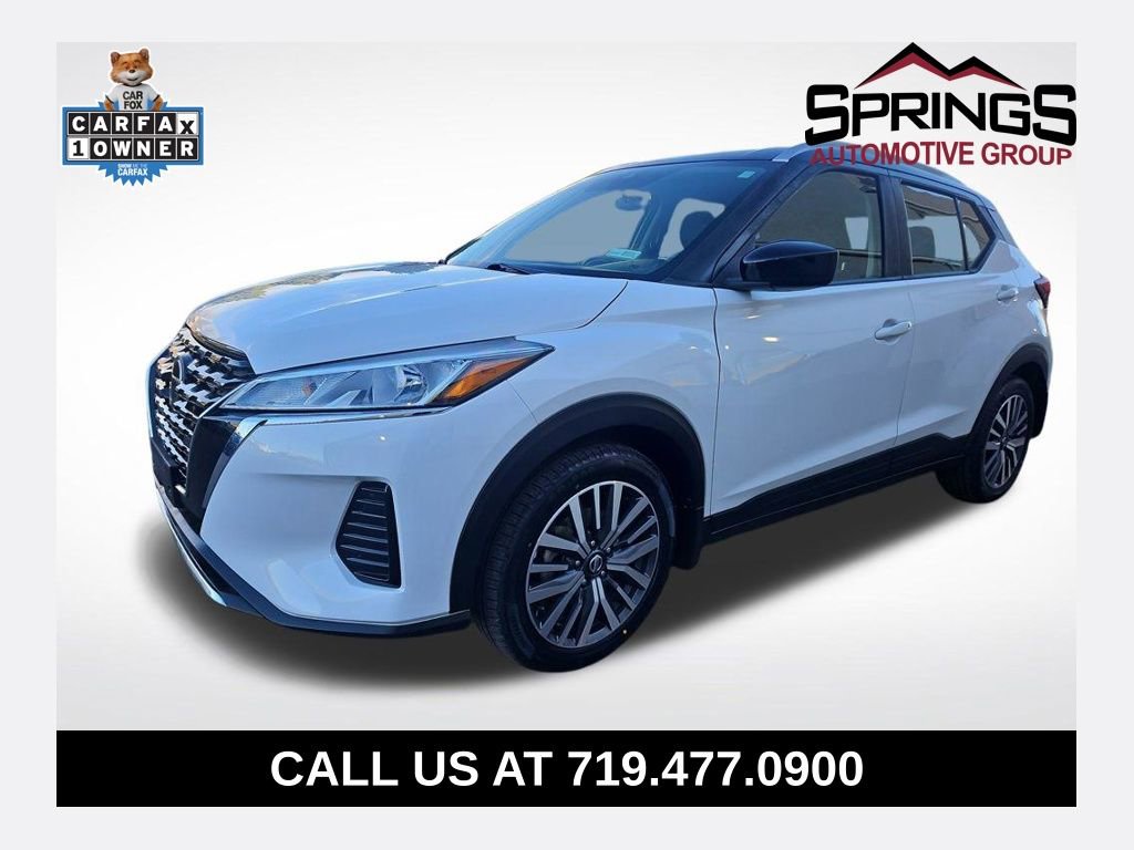Used 2021 Nissan Kicks SV FWD image 1