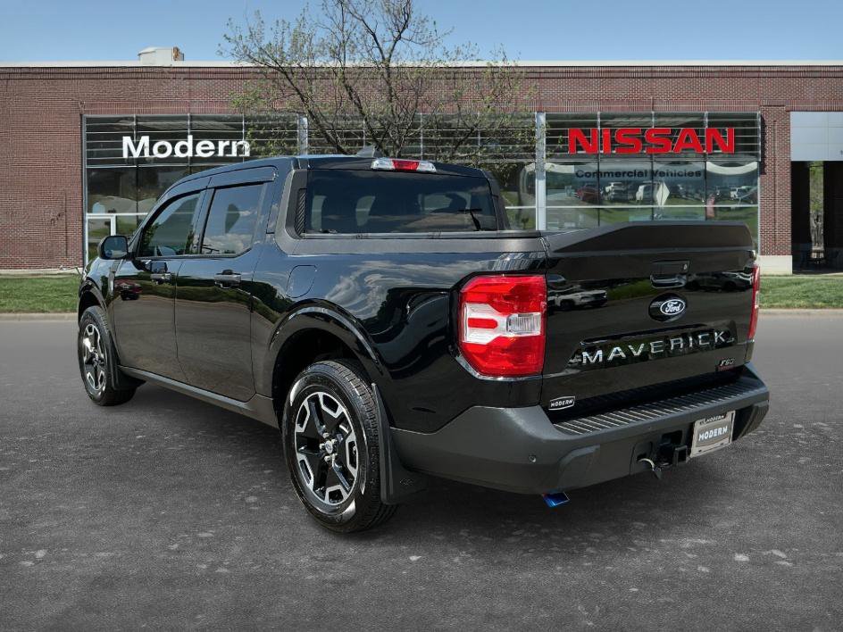 Used 2025 Ford Maverick XL w/ Equipment Group 102A AWD/4WD image 2