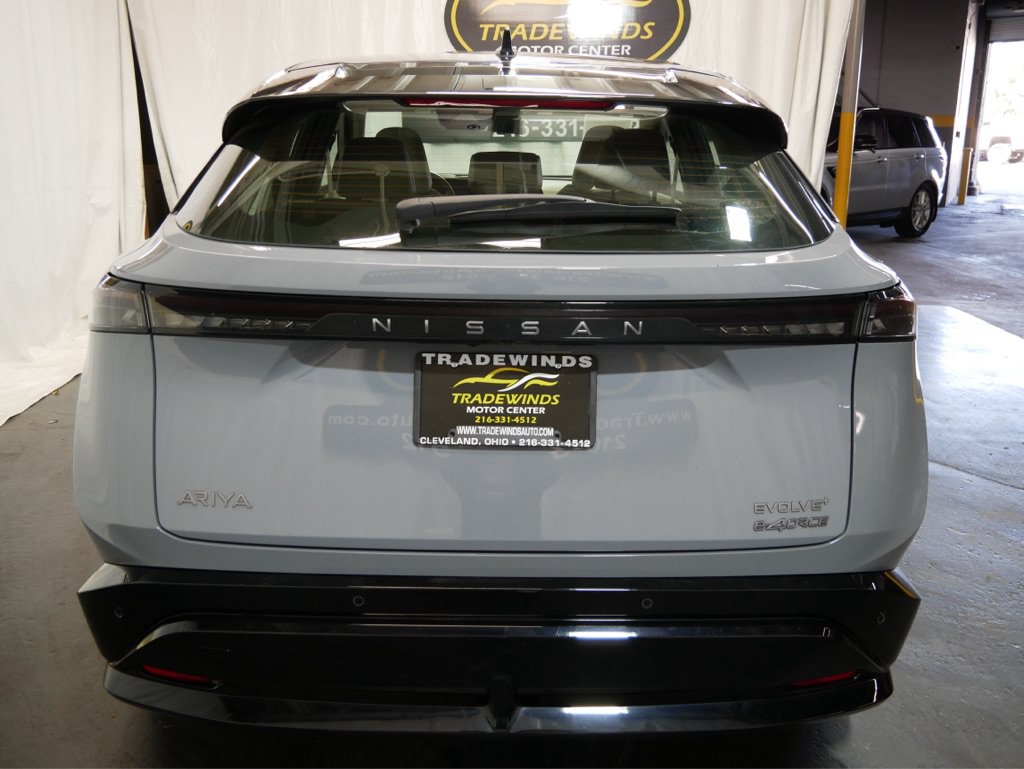 Used 2024 Nissan Ariya AWD image 8