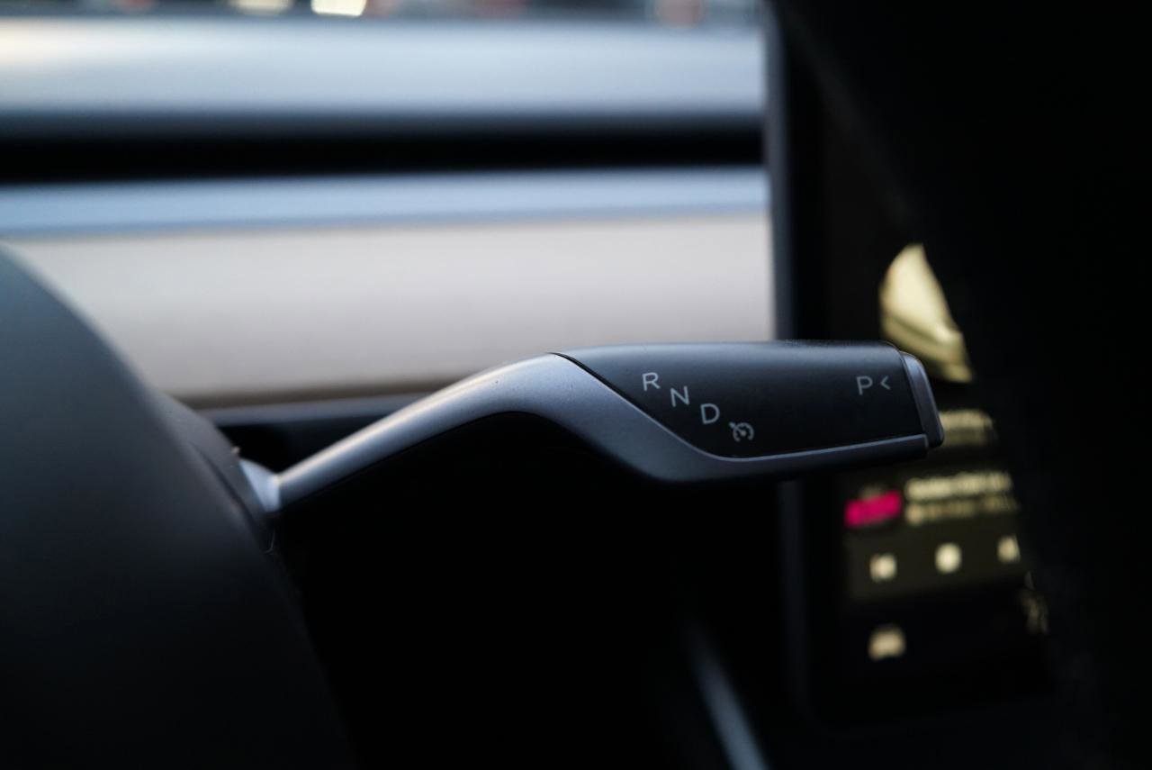 Used 2020 Tesla Model Y Performance image 44