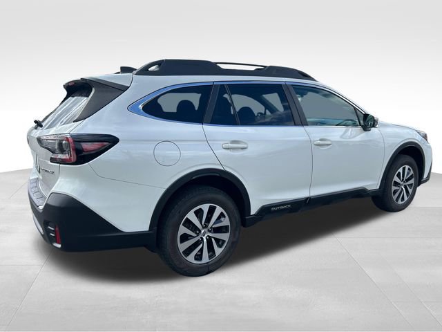 Used 2022 Subaru Outback Premium AWD/4WD image 6