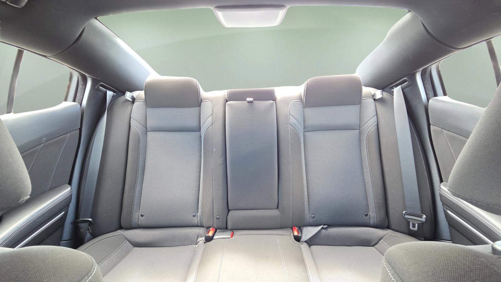 Used 2020 Dodge Charger SXT image 13