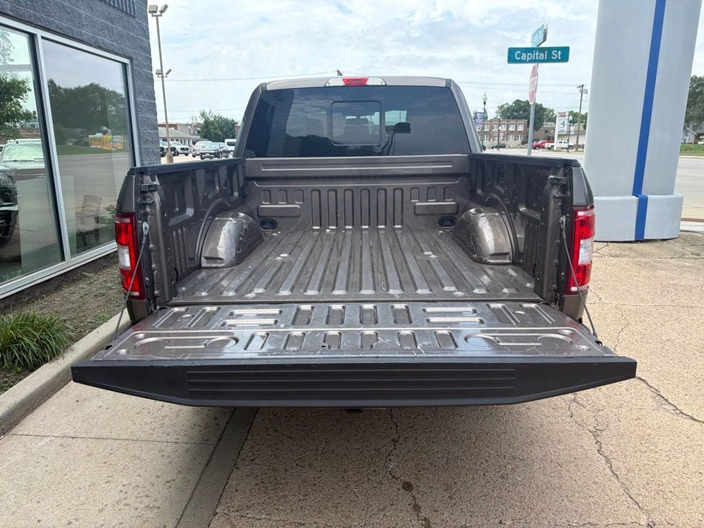 Used 2020 Ford F150 XLT w/ Equipment Group 302A Luxury AWD/4WD image 14