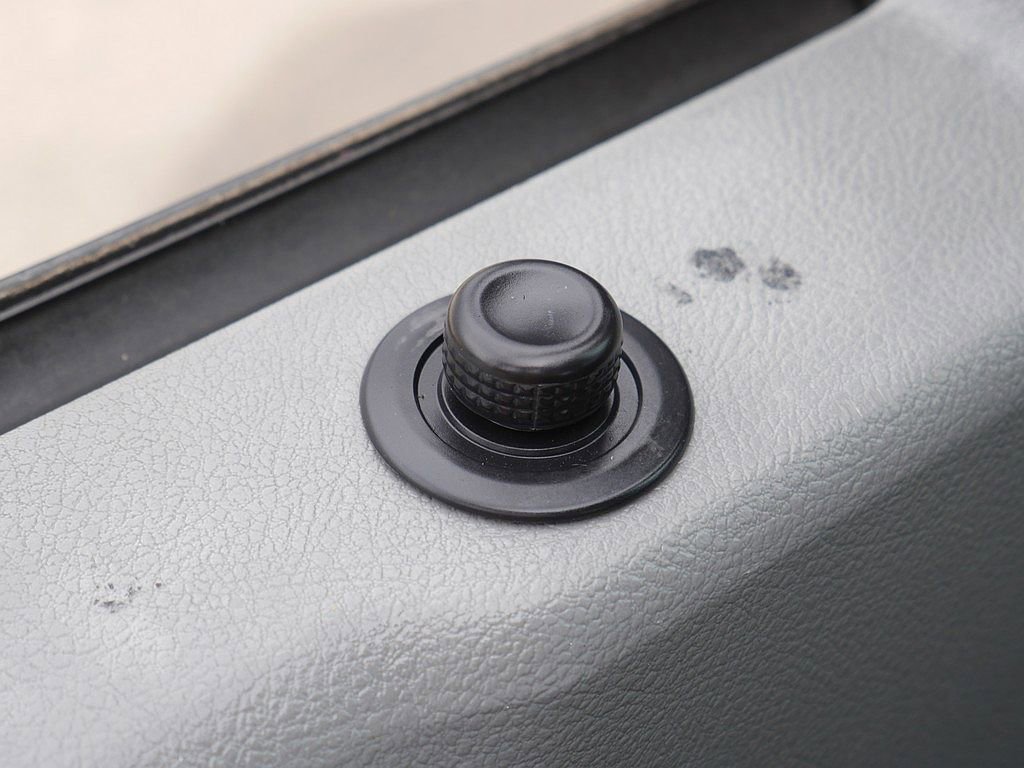 Used 2013 Ford E-250 and Econoline 250 RWD image 15