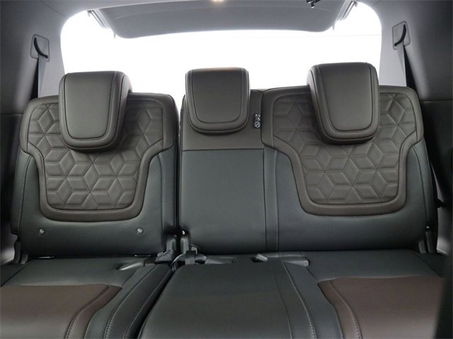 New 2026 Nissan Armada Platinum image 14