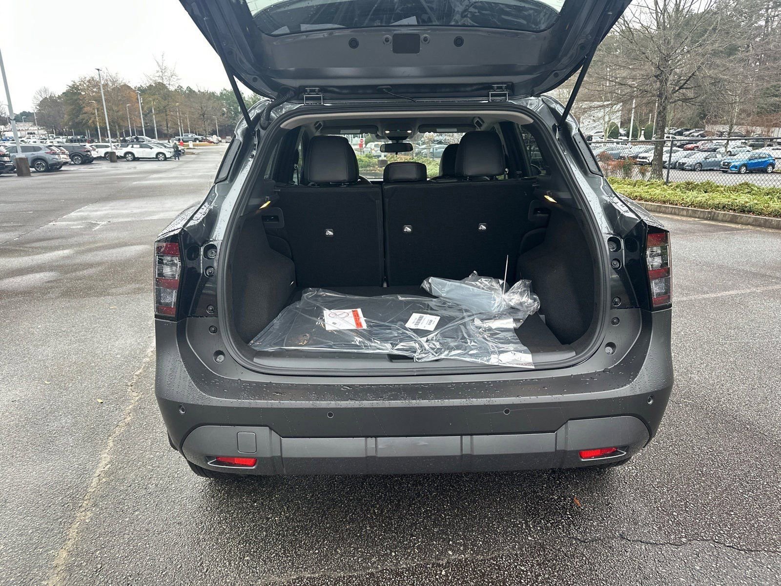 New 2026 Nissan Kicks SR w/ Cold Weather Package image 18