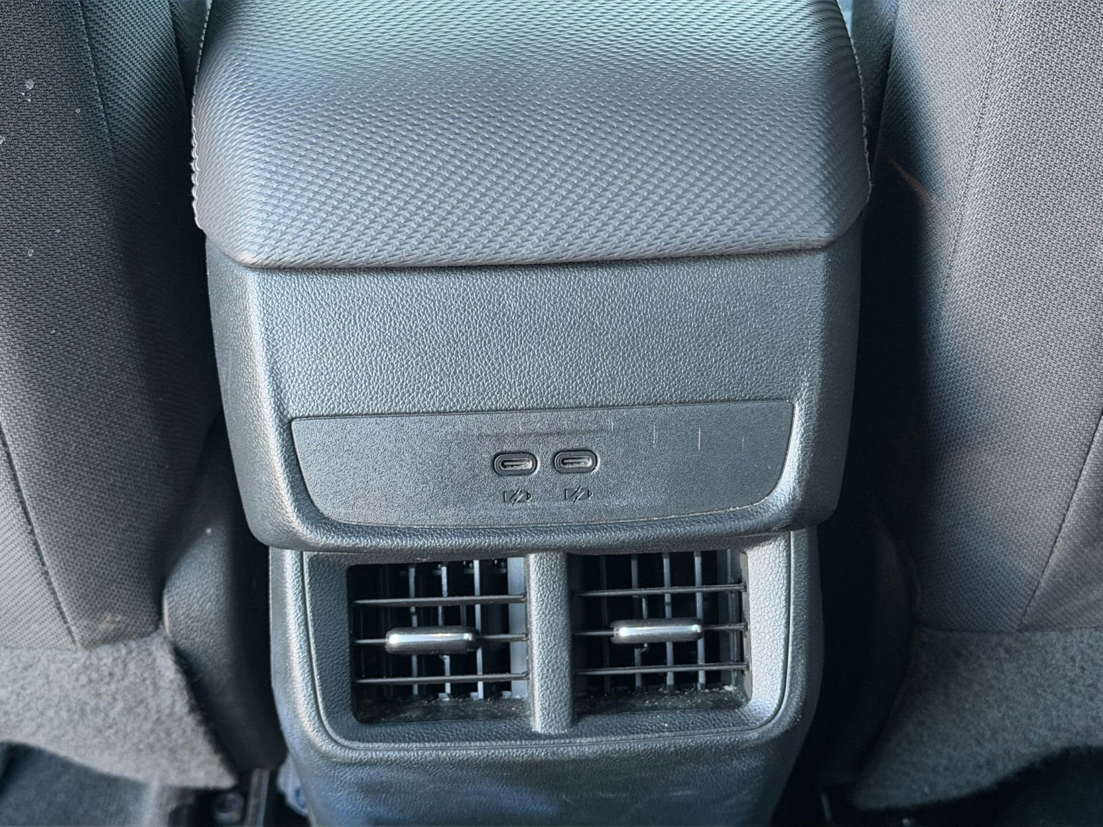 Used 2025 Chevrolet Equinox LT FWD image 22