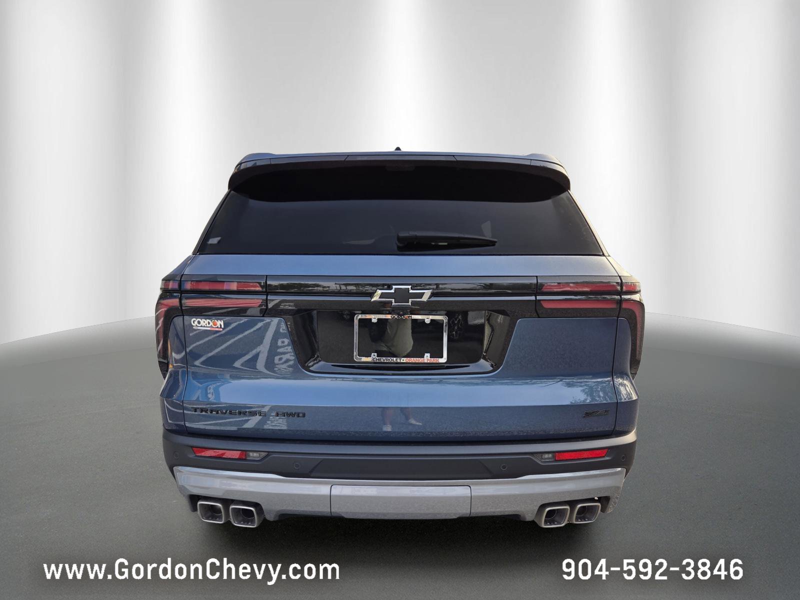 New 2026 Chevrolet Traverse Z71 w/ Enhanced Driving Package AWD/4WD image 5