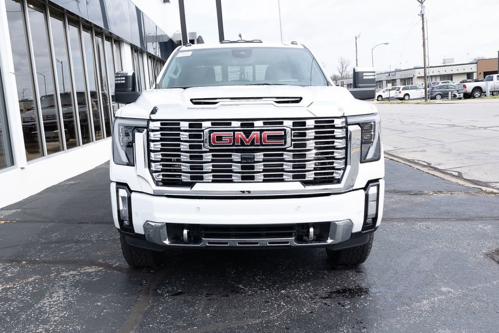 New 2026 GMC Sierra 2500 Denali w/ Technology Package AWD/4WD image 7