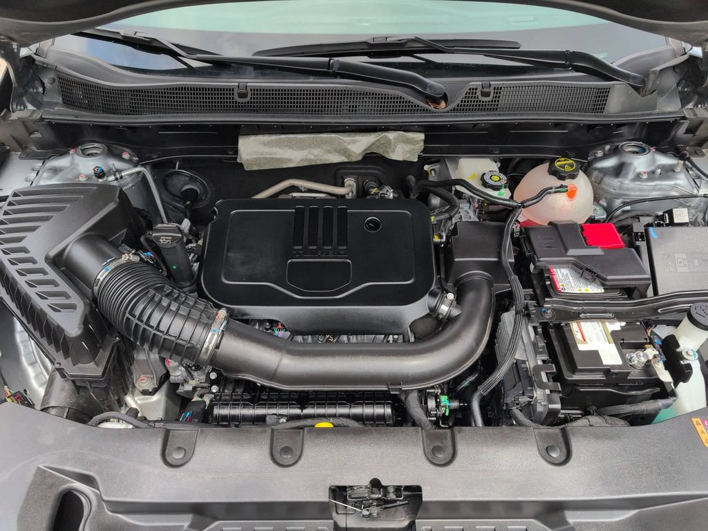 Used 2025 Chevrolet Blazer LT FWD image 34