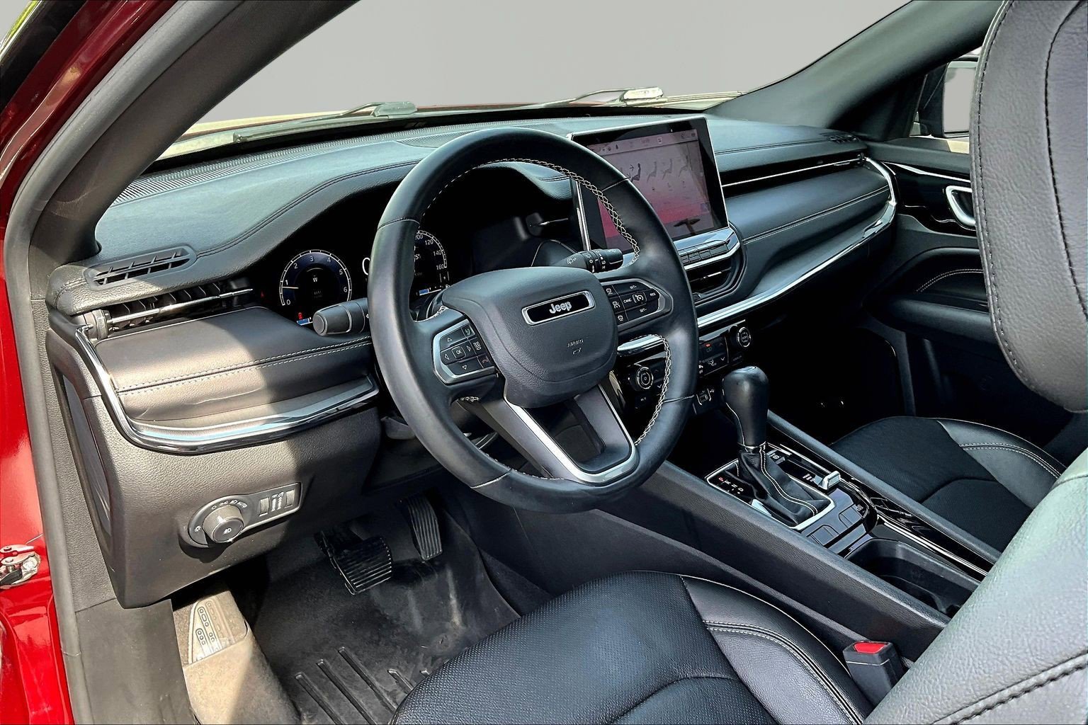 Used 2022 Jeep Compass High Altitude AWD/4WD image 17